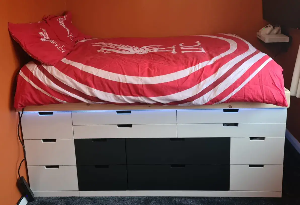 Bed with storage drawers