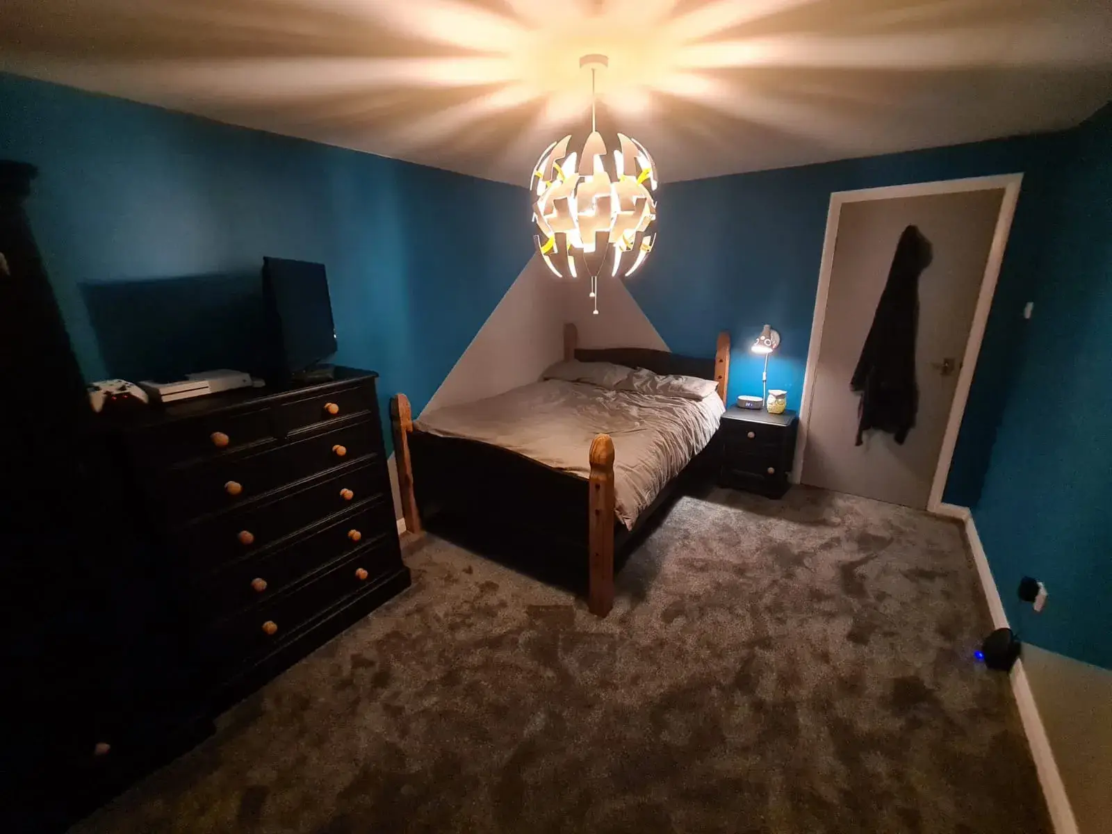 Bedroom painting and decorating, East Riding of Yorkshire